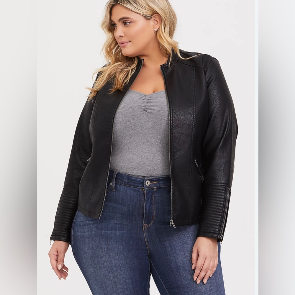 Torrid Black Faux Leather Bomber Jacket Size 2X NWOT